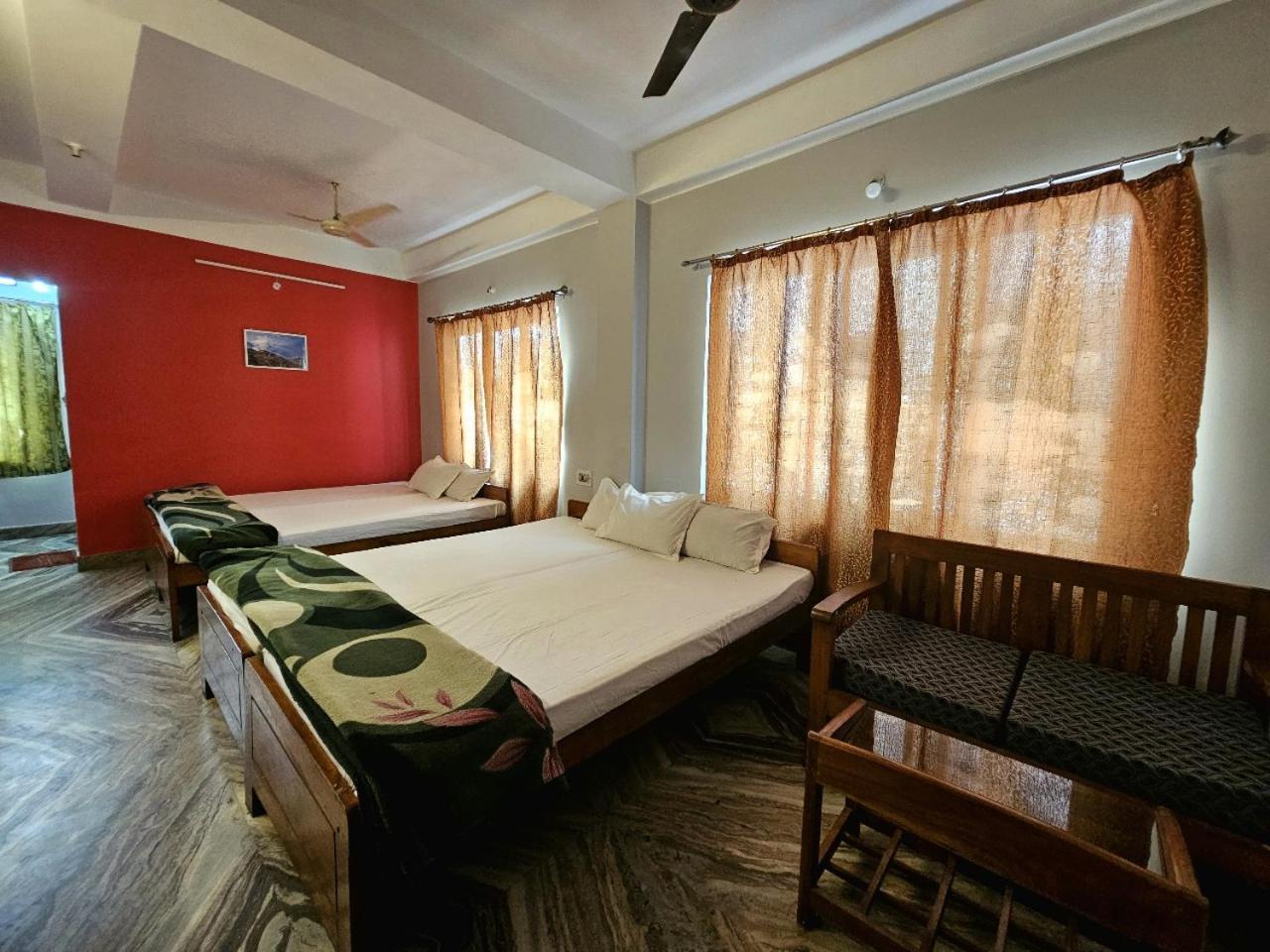 Hotel Vishal Siliguri Εξωτερικό φωτογραφία