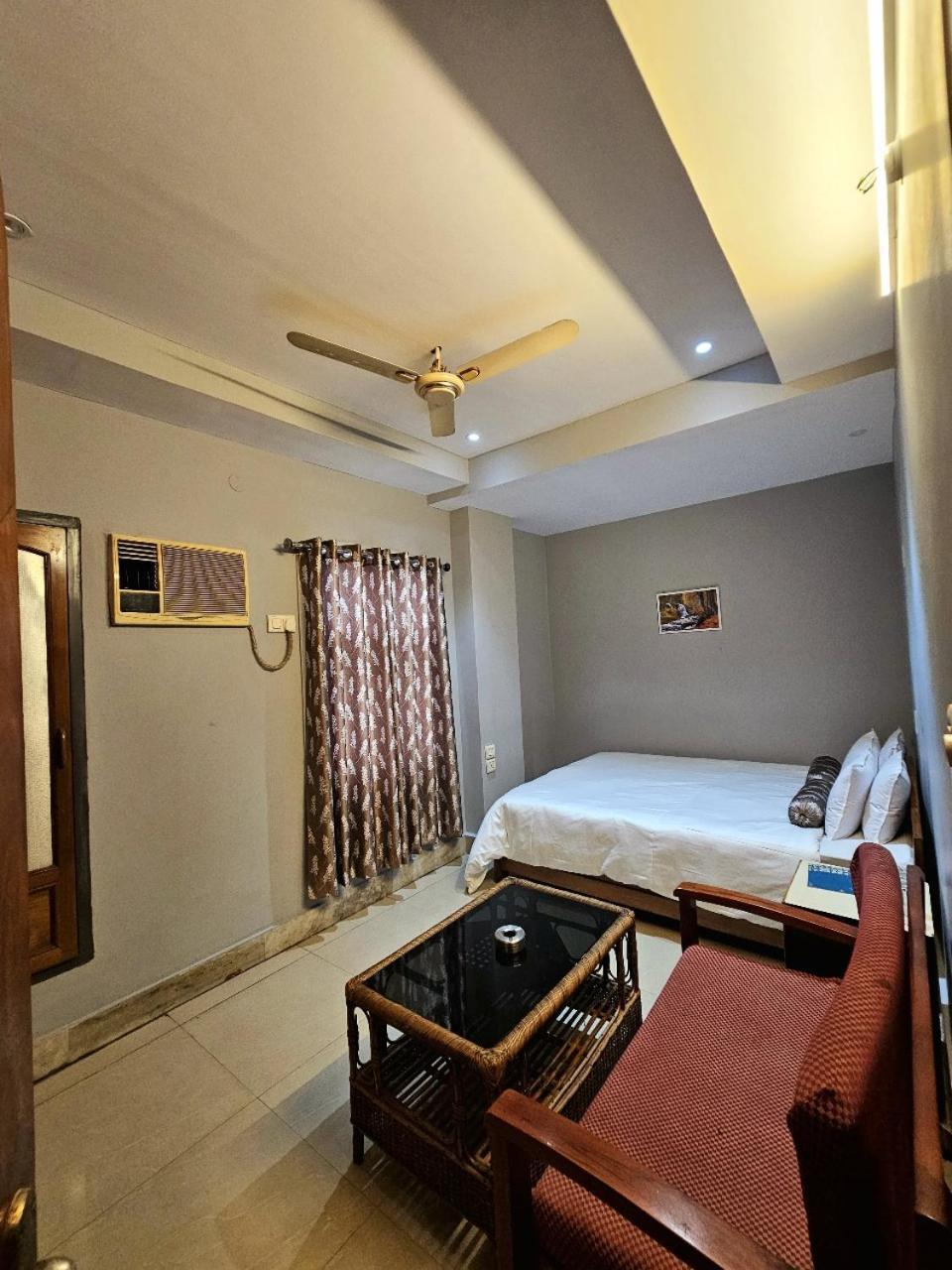 Hotel Vishal Siliguri Εξωτερικό φωτογραφία